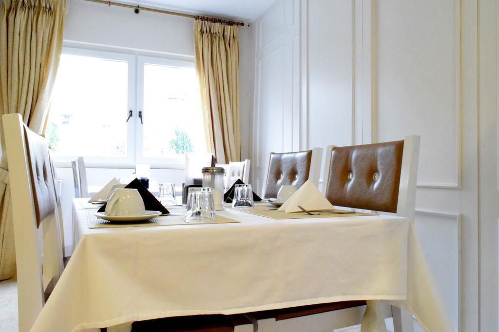 La Petite Perle Hotel Hamburg Bagian luar foto