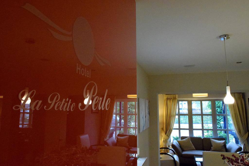 La Petite Perle Hotel Hamburg Bagian luar foto