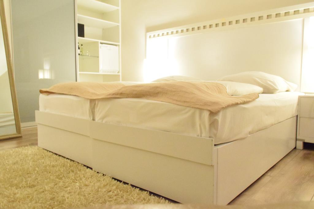 La Petite Perle Hotel Hamburg Bagian luar foto